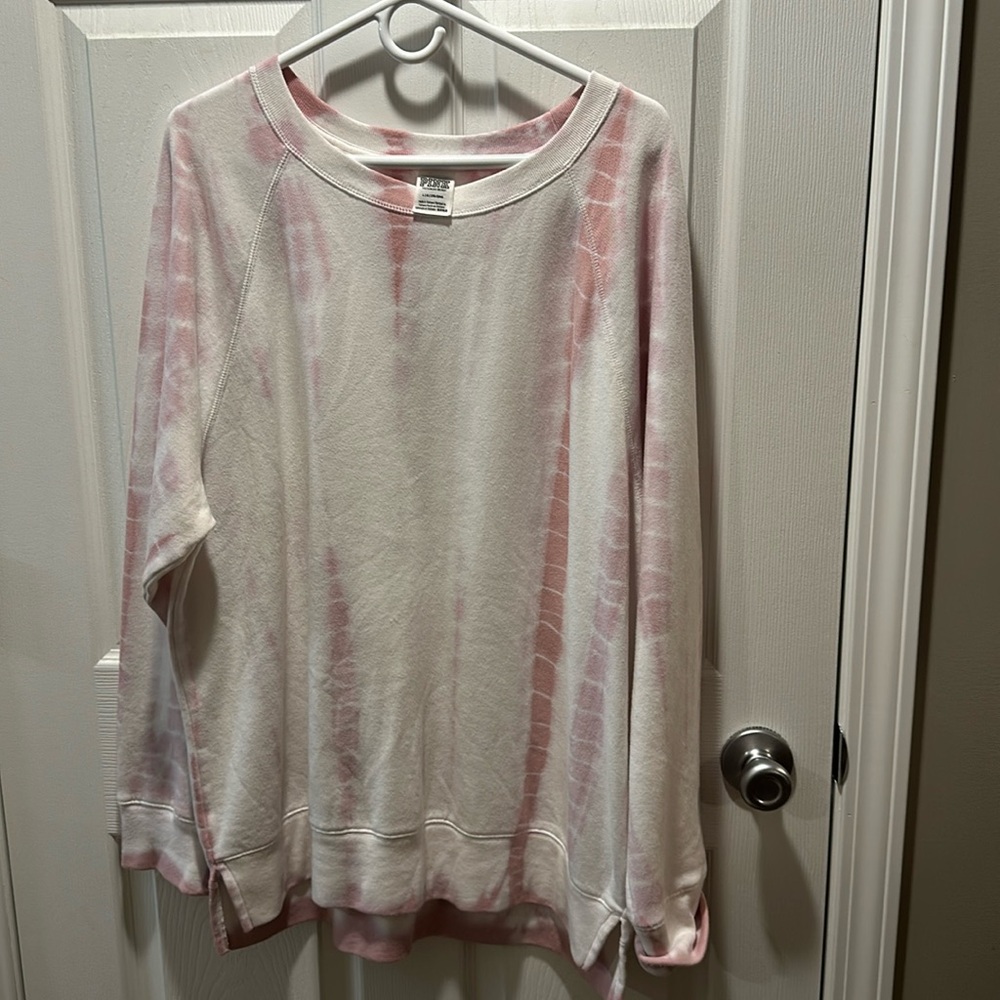 Pink Victoria’s Secret Boyfriend fit size LG